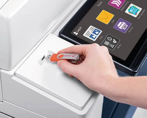 МФУ Xerox AltaLink C8055 с тандемным лотком МФУ Xerox AltaLink C8055 с тандемным лотком